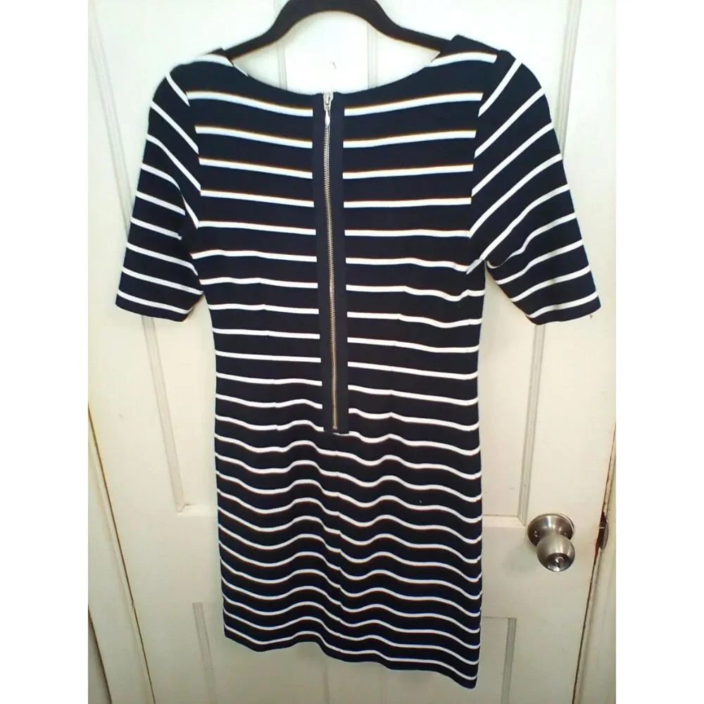Banana Republic Bodycon Dress Womens 0 Black White Striped Short Sleeve Zip Back